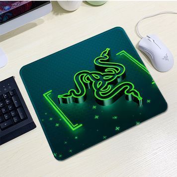 Килимок 200*240 тканинний RAZER 9, товщина 2 мм, колір Black / Green, Пакет Voltronic купити в Україні