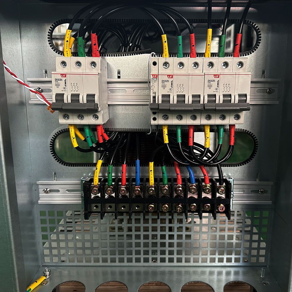 ИБП ONLine 3-ФАЗЫ RITAR GP33-10KL, 384Vdc, 10KVA / 8KW, под внешний АКБ, вход 3 фазы-выход 1 фаза (830*402*1050mm), 153кг Ritar купить в Украине